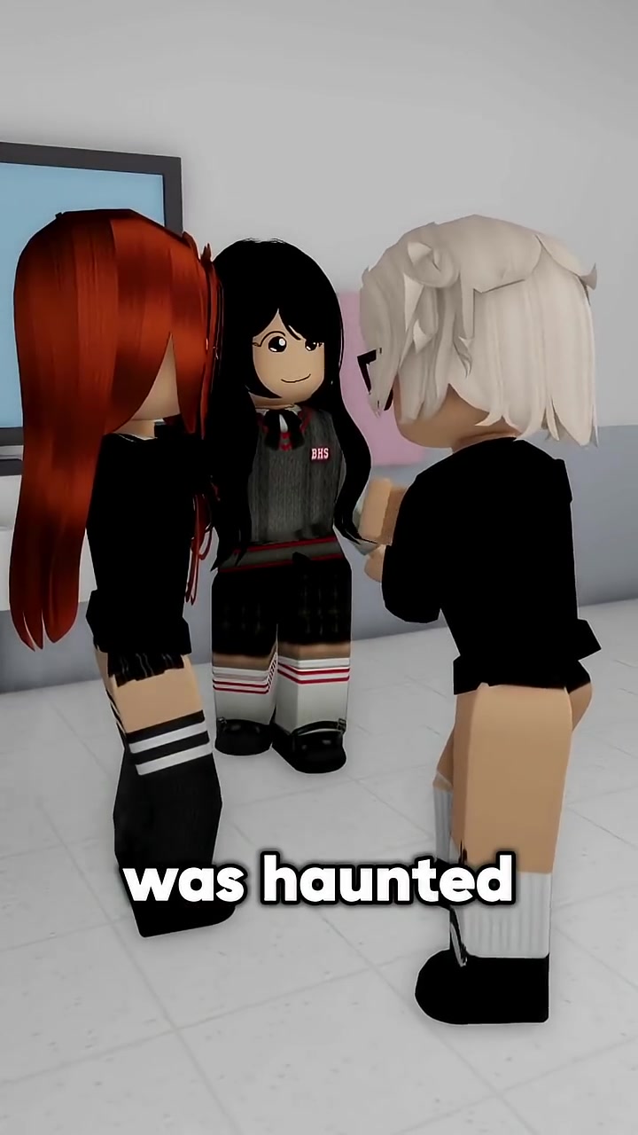 @Royale Luna