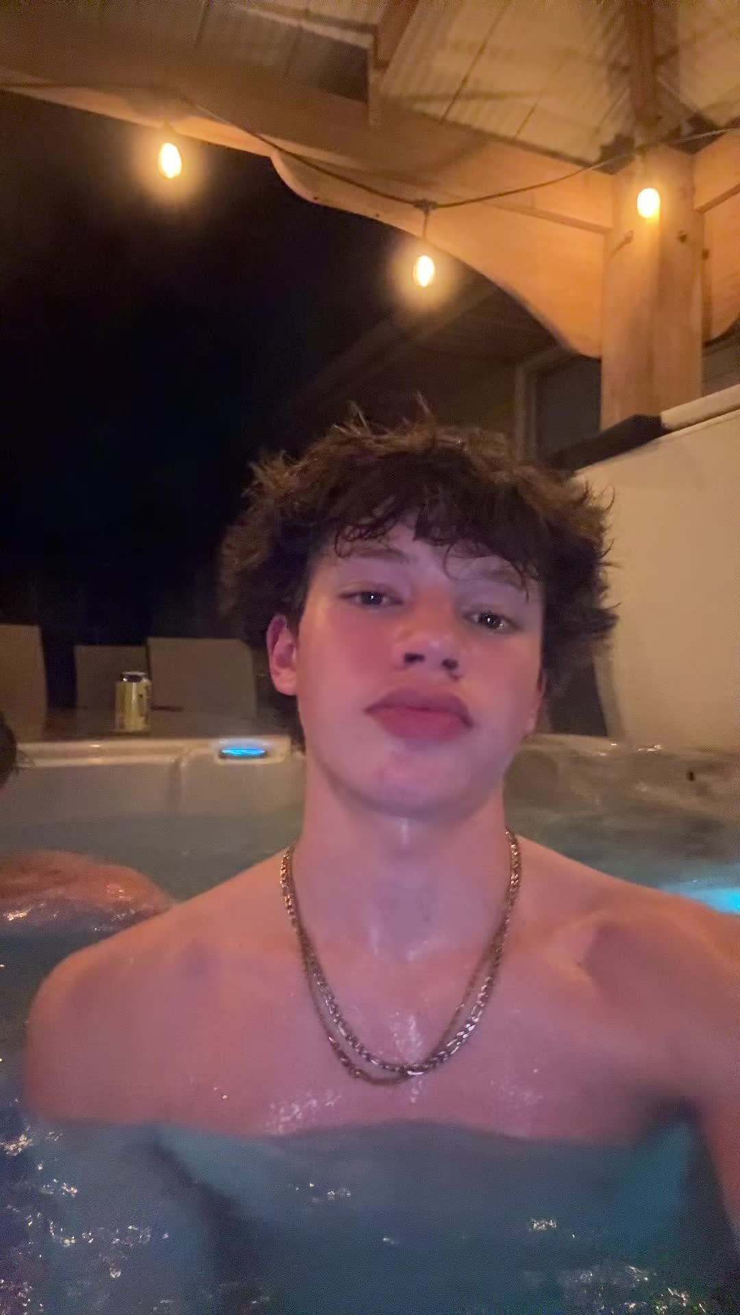 @ItsConnorr