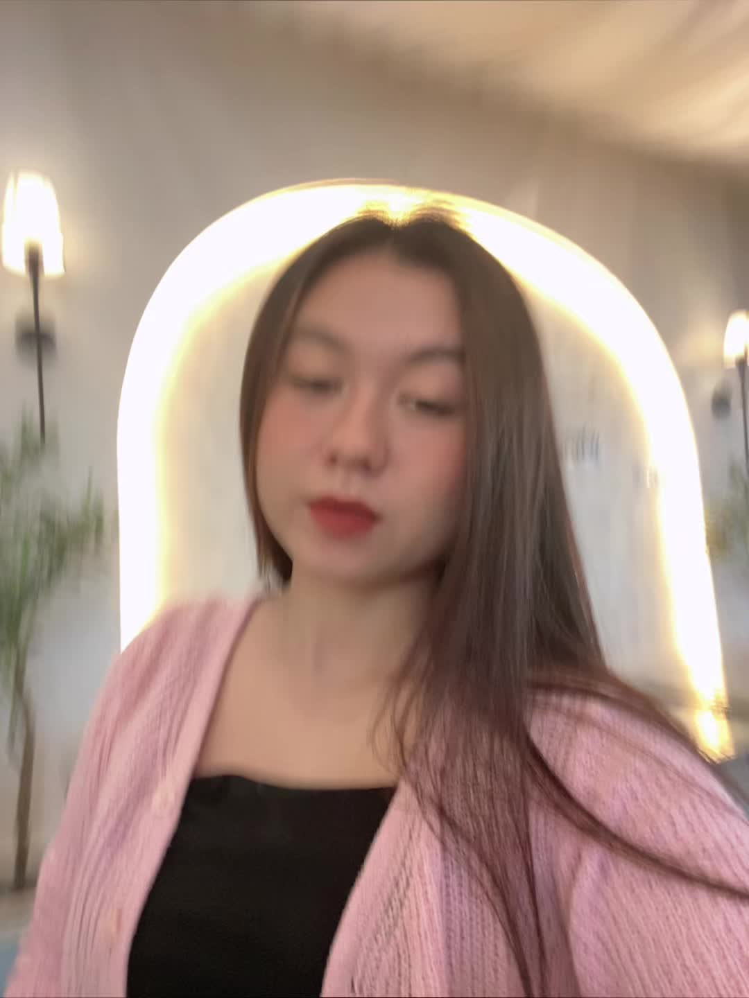 @👣
