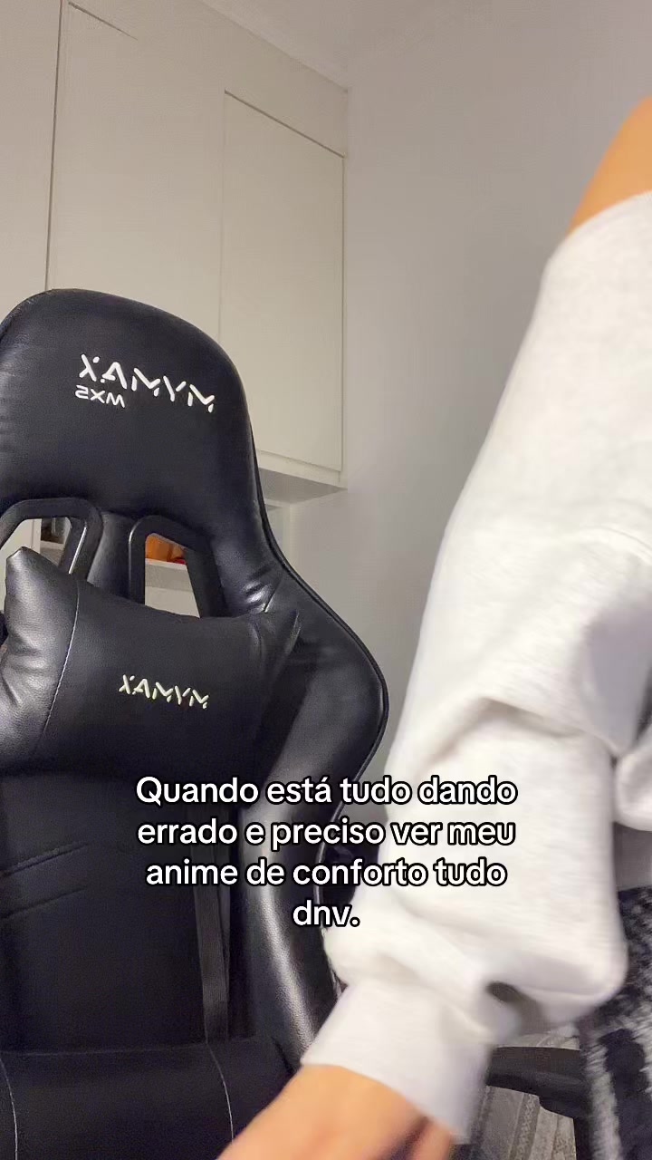 @VickyOlliveira
