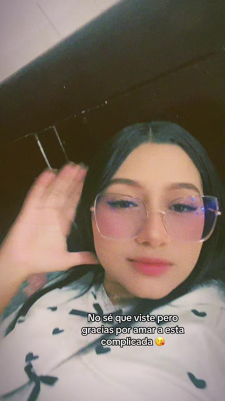 @🦦