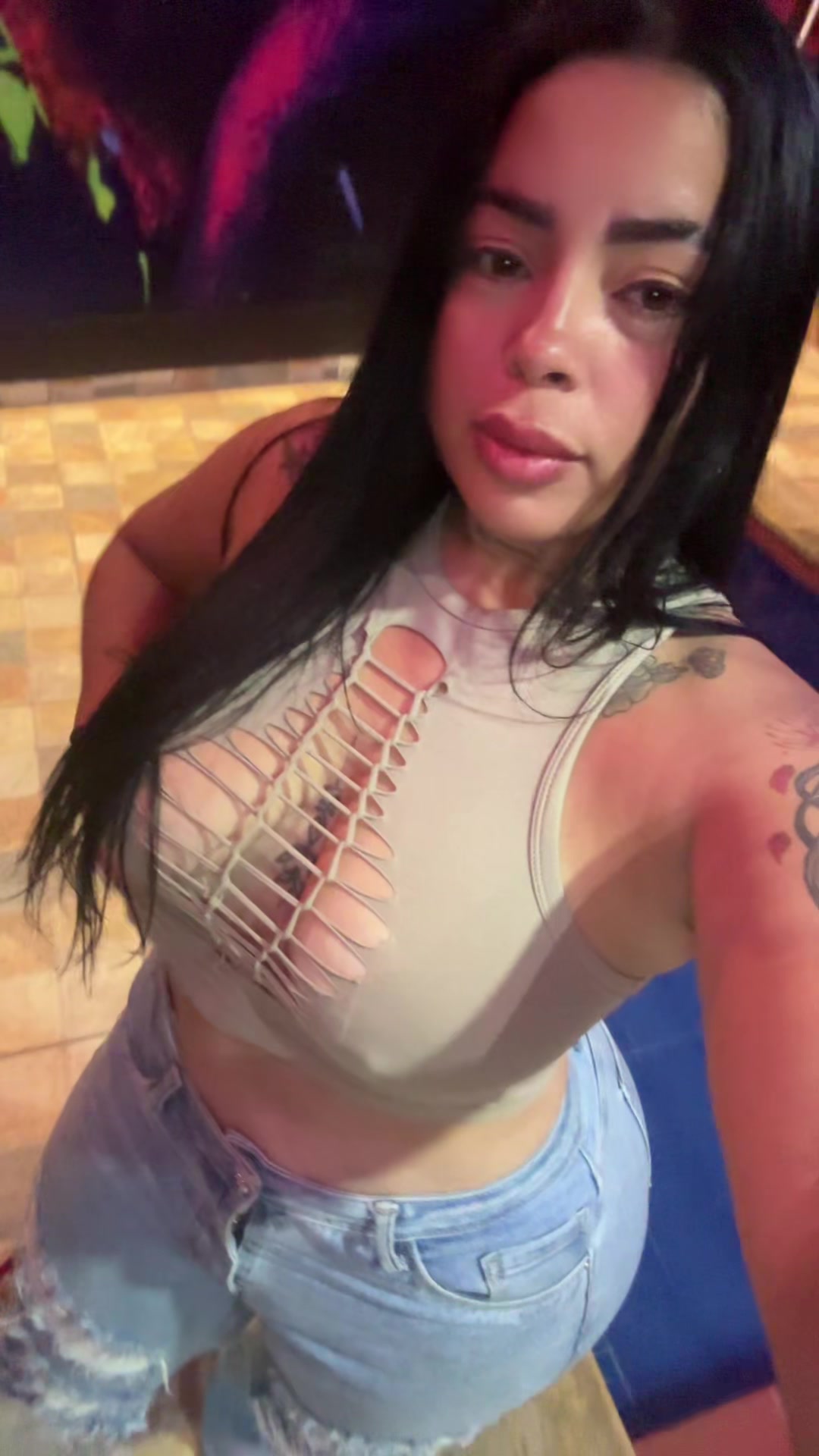 @Neysi Deluxe