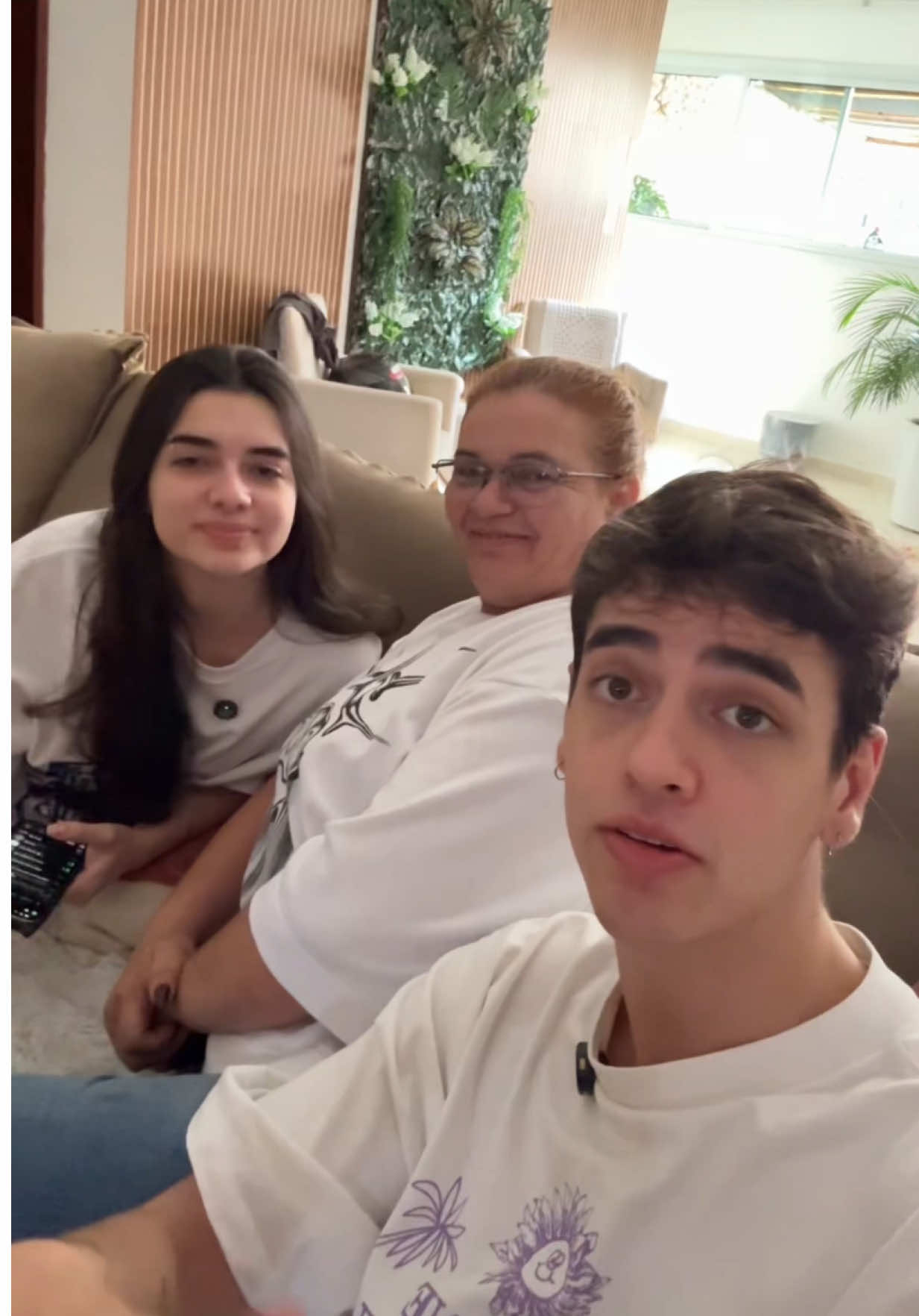 @Jo&atilde;o Dias