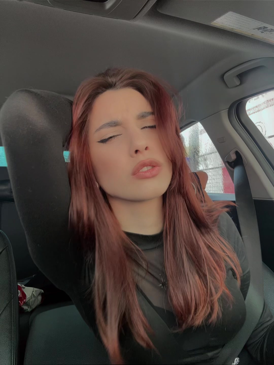 @𝑲𝒂𝒓𝒊𝒏𝒂/ lifestyle & mind