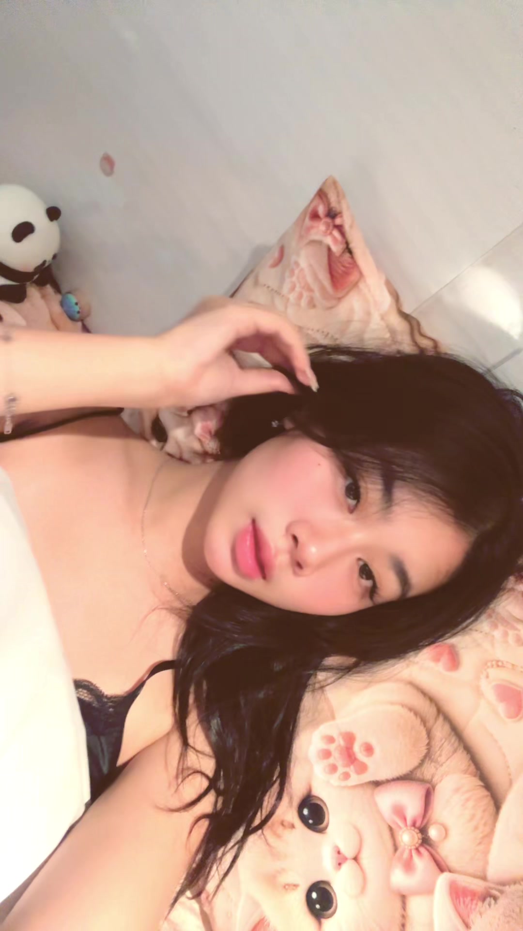 @taniaaa