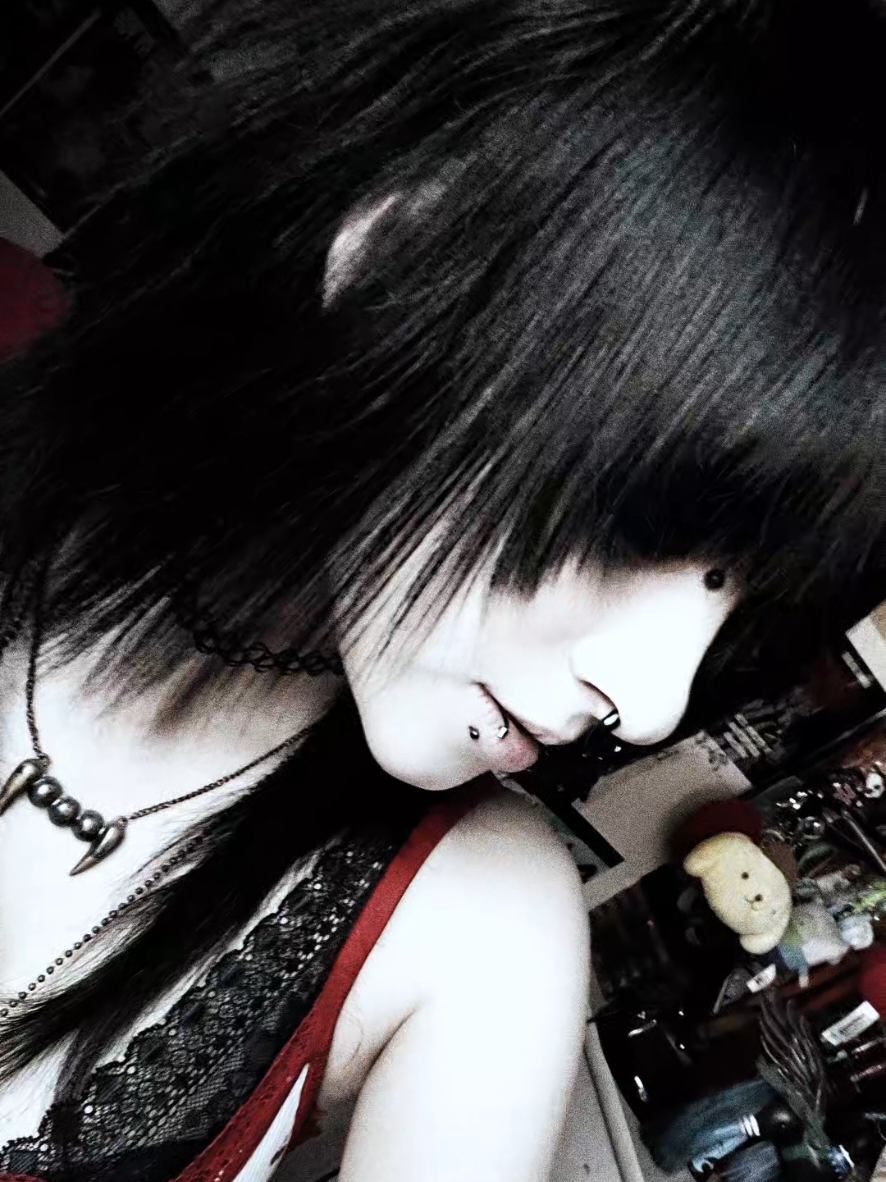 @☣︎ 𝔇𝔢𝔞𝔡𝔙𝔞𝔪𝔭 ☣︎