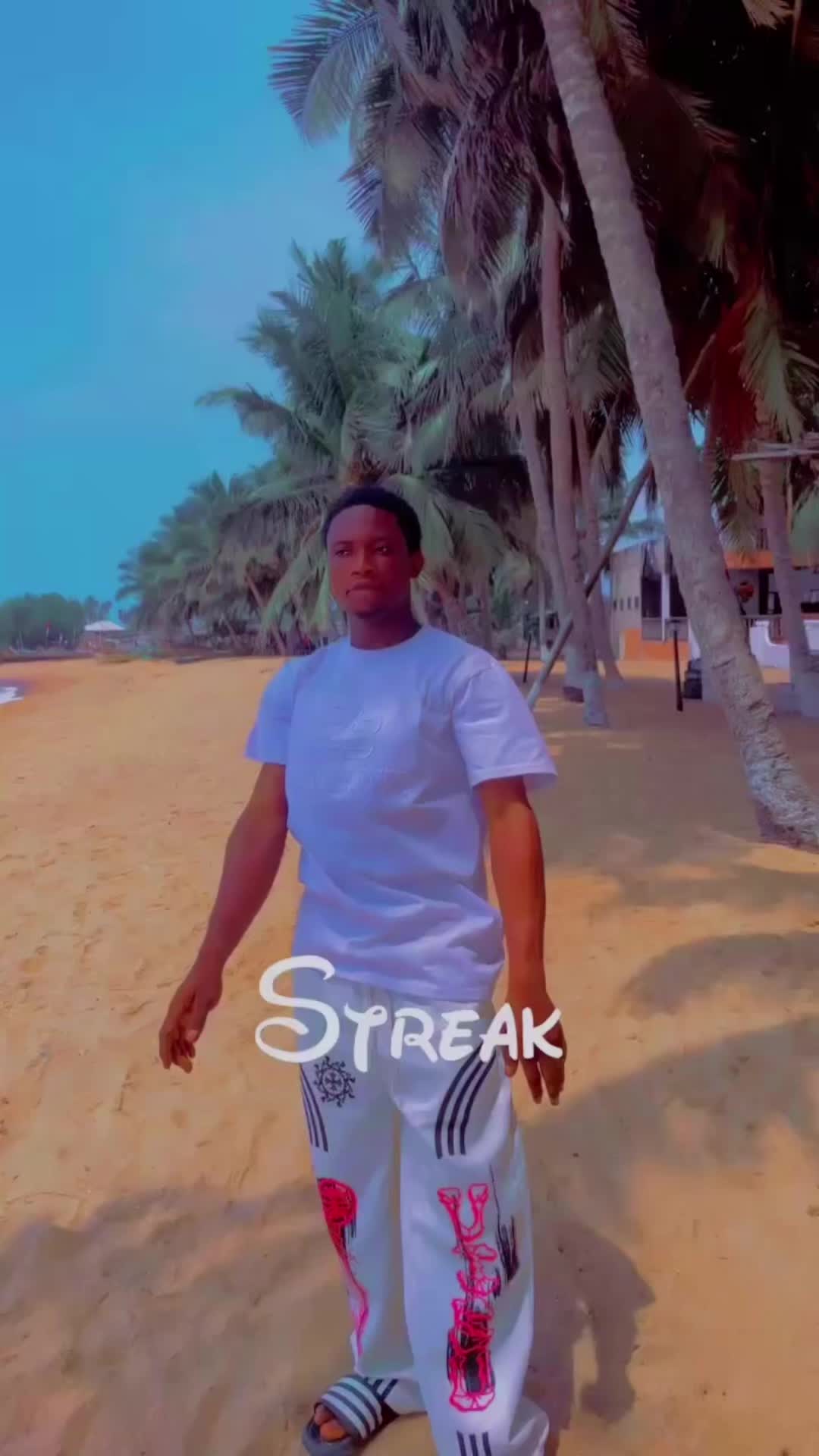 @✅💕tee 🇱🇷🇲🇾lover💕✅🇬🇭