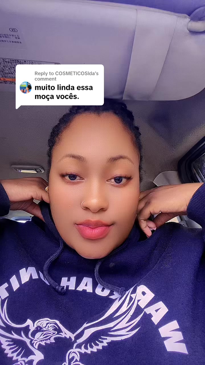 @Carollzinhaaa27