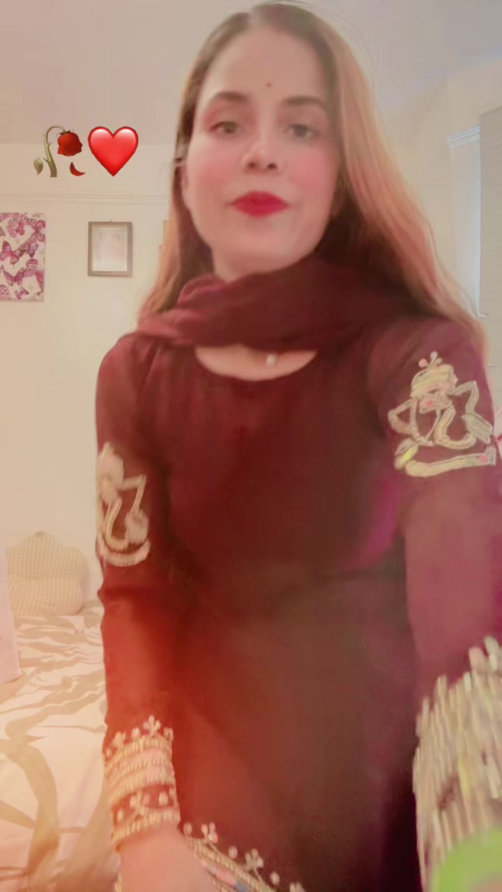 @Amrita Bhagat🇬🇧🇬🇧🇬🇧