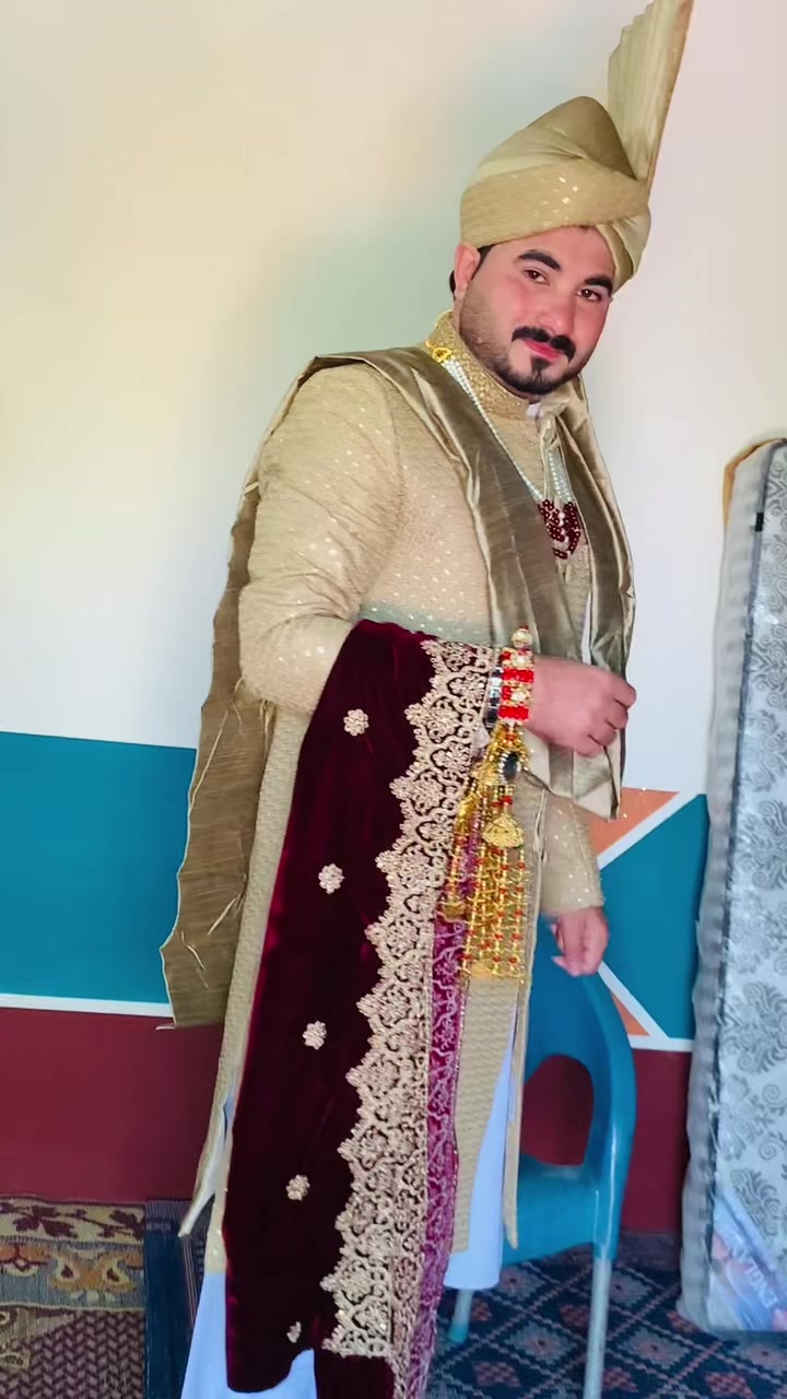 @Qamir Kashmiri