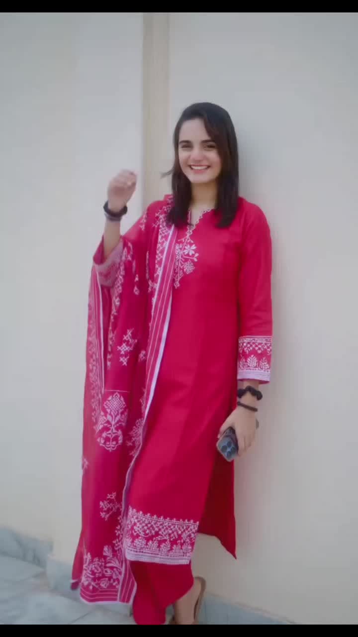 @Shazadi Maryam Bloch