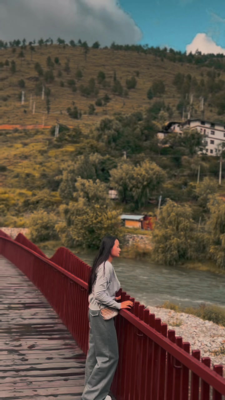@Girl from Bhutan 🇧🇹
