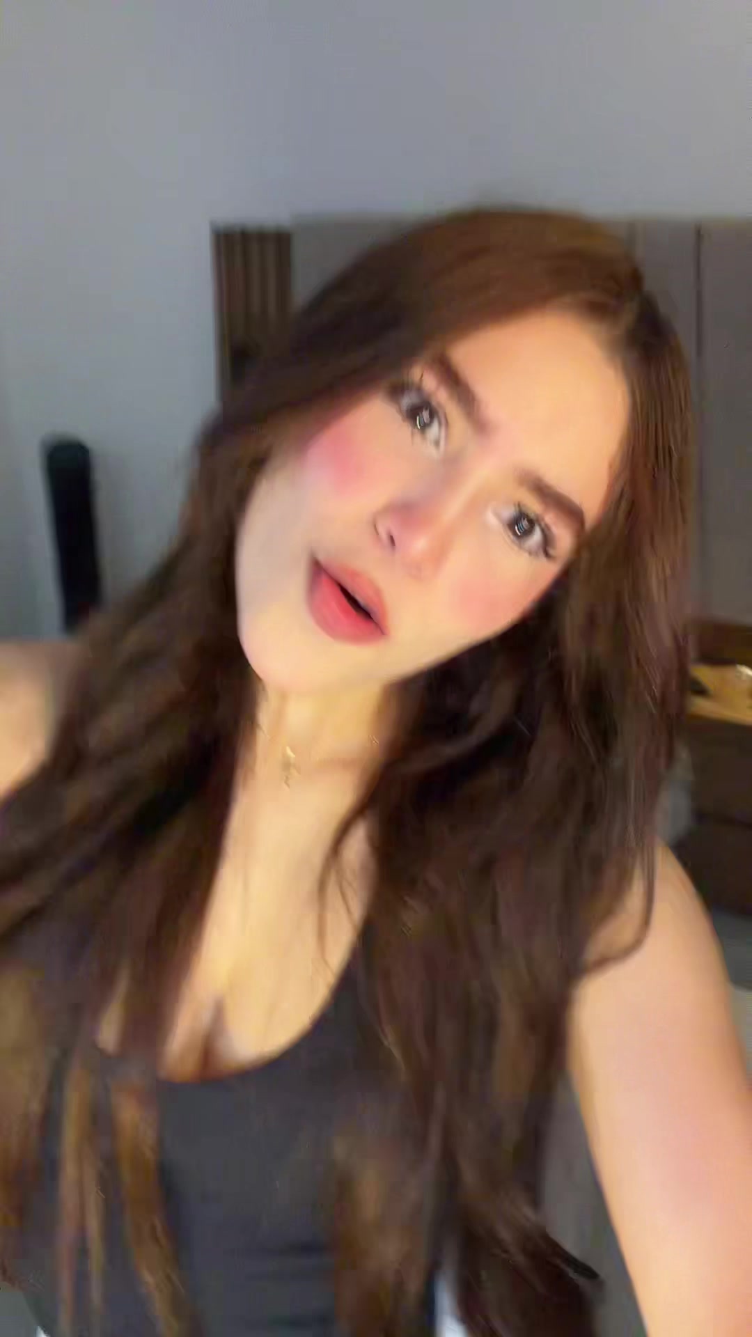 @Zaira