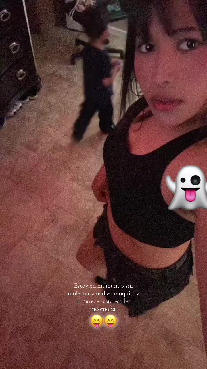 @𝐋𝐚 𝐩𝐫𝐞𝐬𝐢 𝐇𝐍 🐳🫎🧜&zwj;♀️