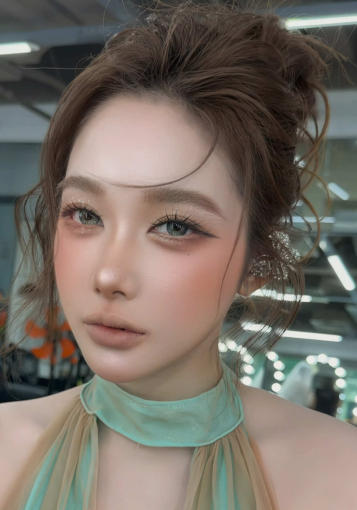 @Makeup by Nga 💄