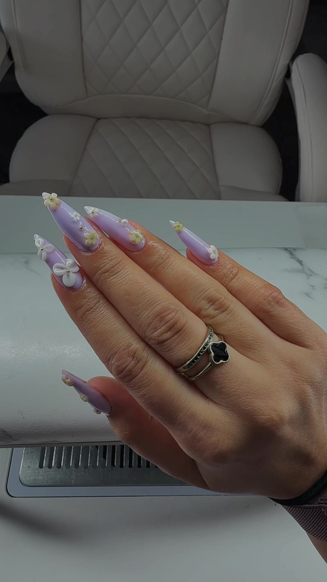 @Ina