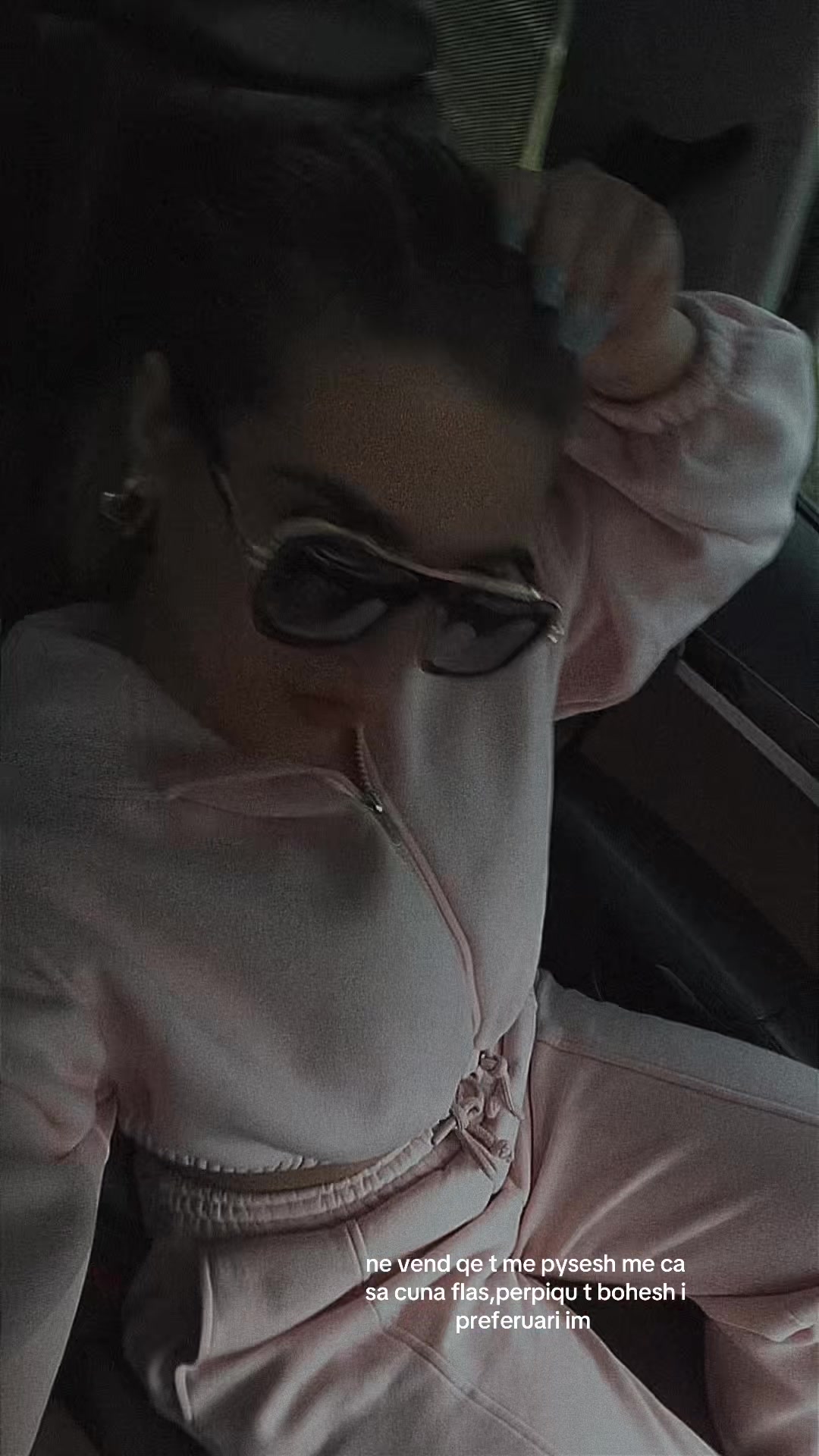 @🖤