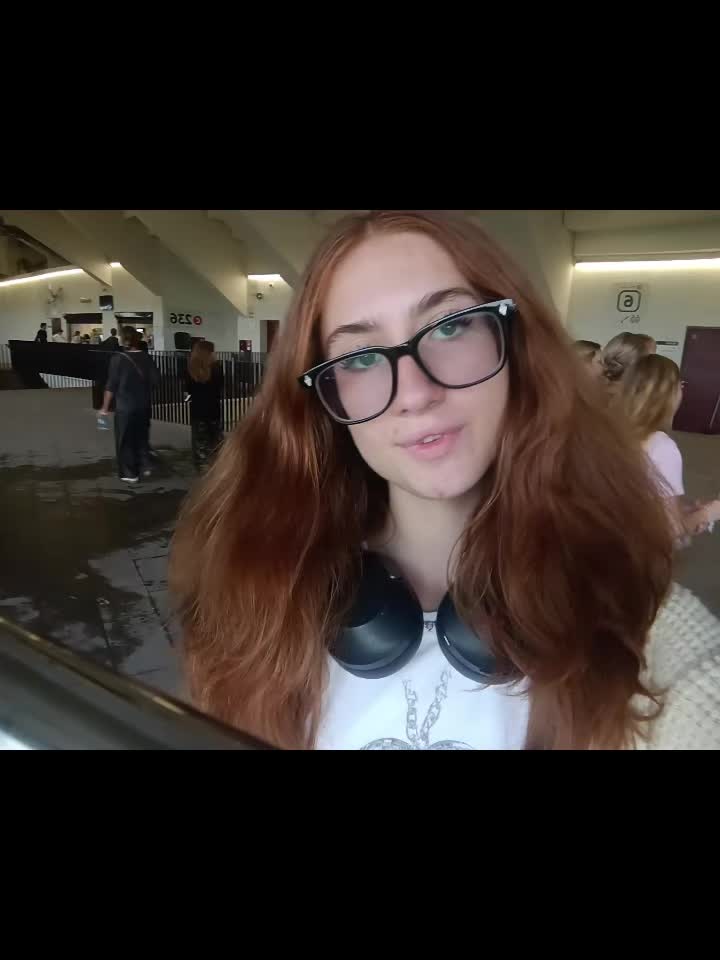 @AnnyMacauley