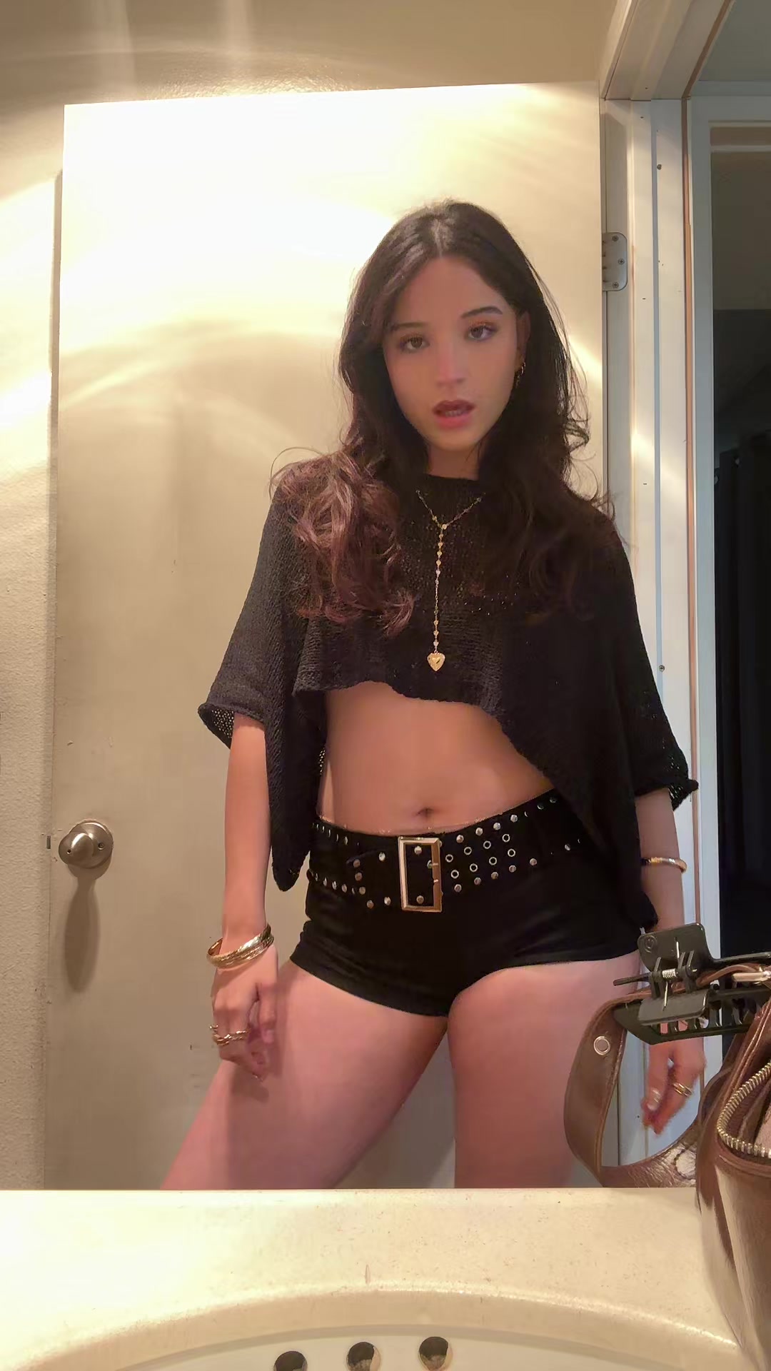 @daniela