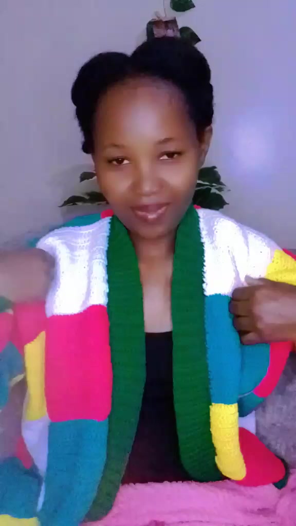 @KAMOLA KRAFTS ☘️🌧️🔥