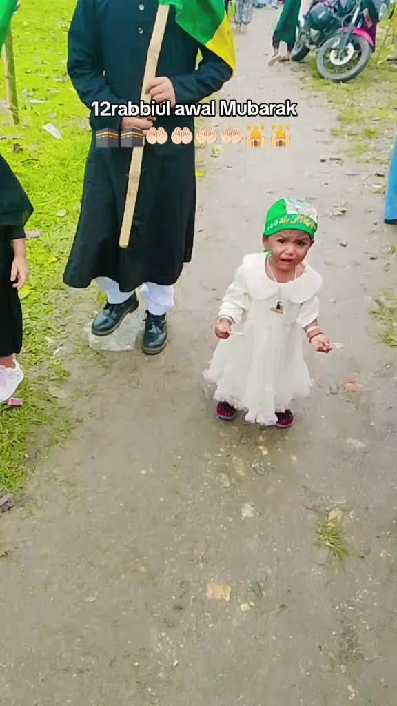 @Aliya Khan