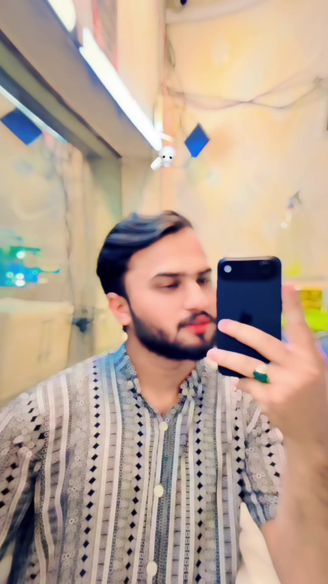@MALIK⚜️