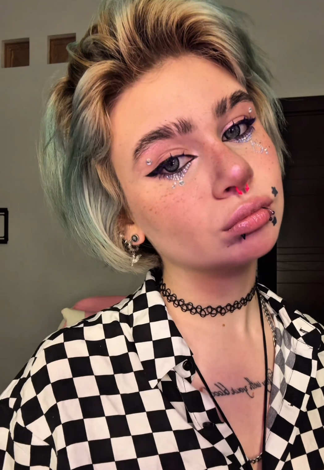 @тгк : кастетка 🦇