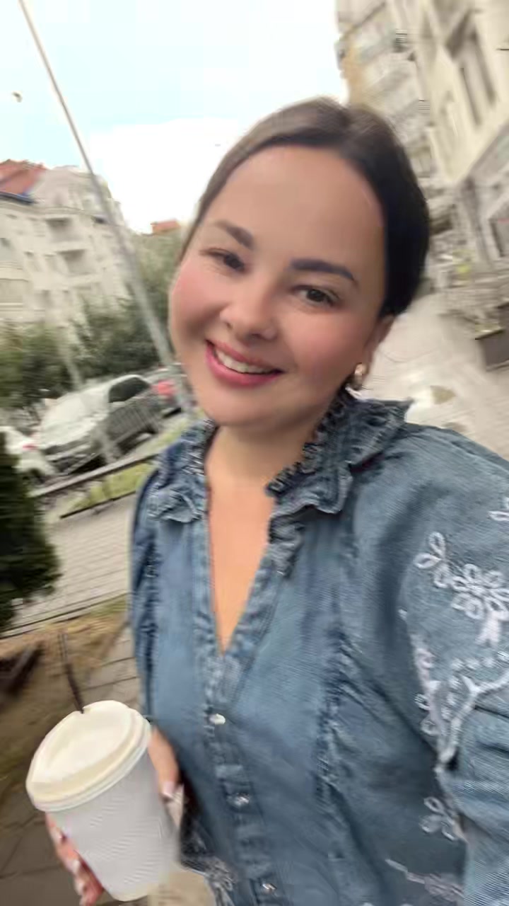 @Вікторія