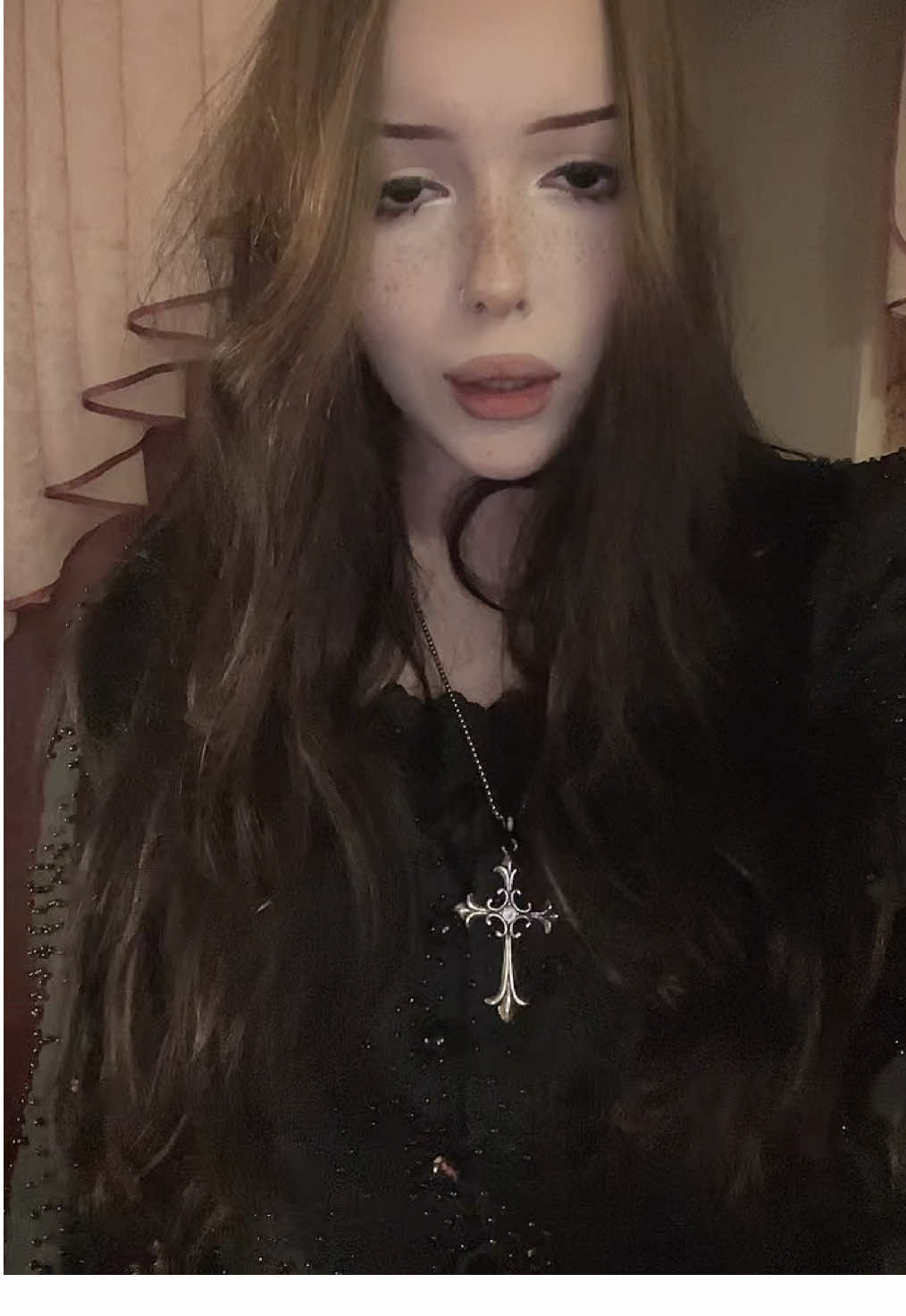 @h℮nny ᛪ༙