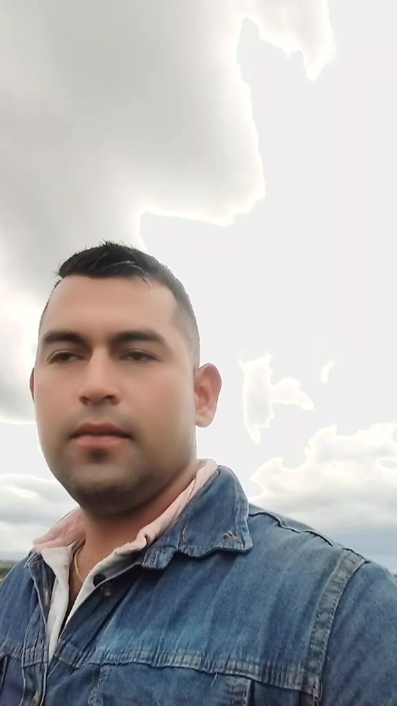 @Andres Godoy