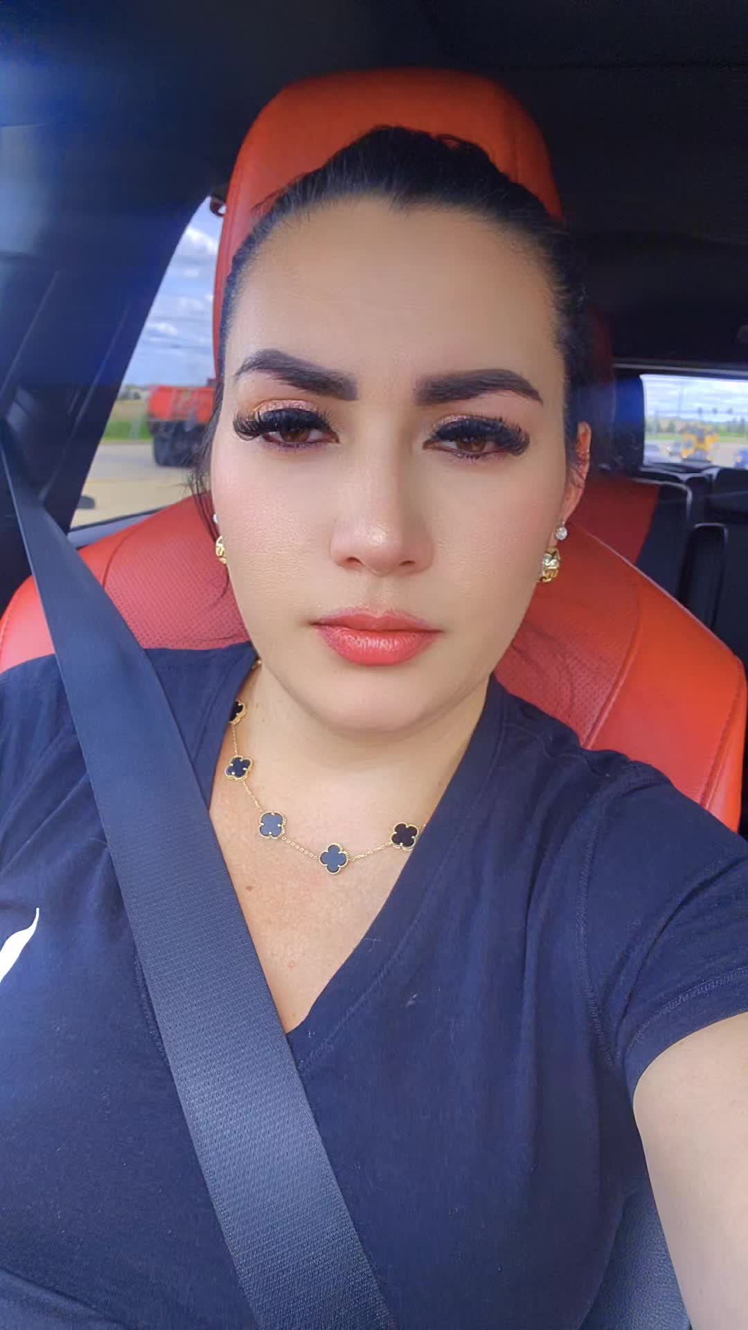 @anita valle