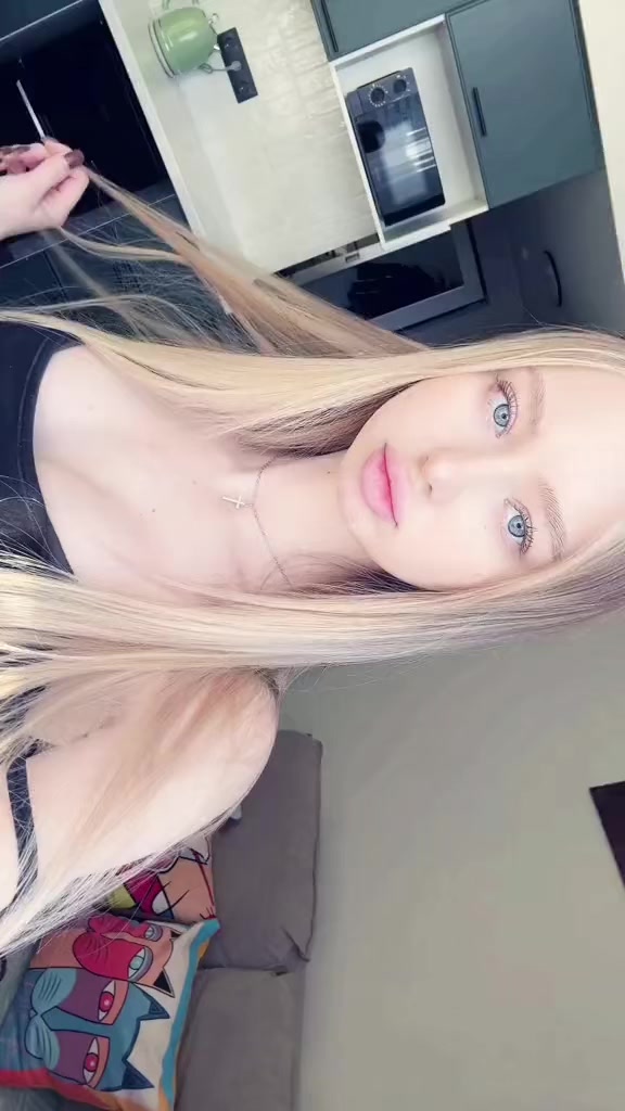 @дашуляя