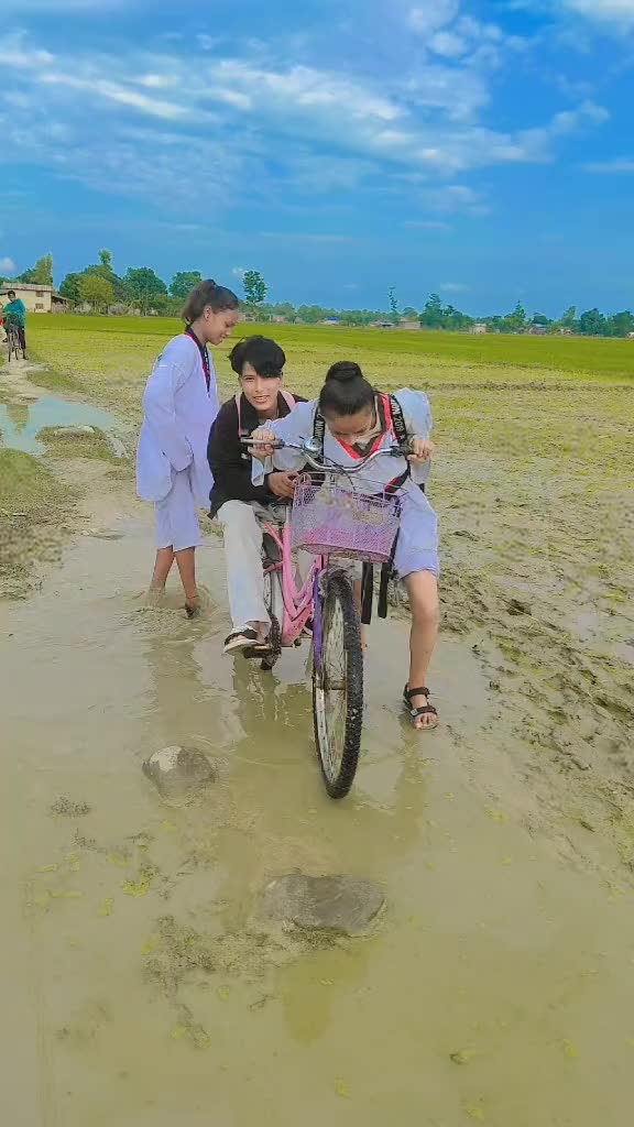 @pukkuli 🦚🫀🕉️🌜🌍👰