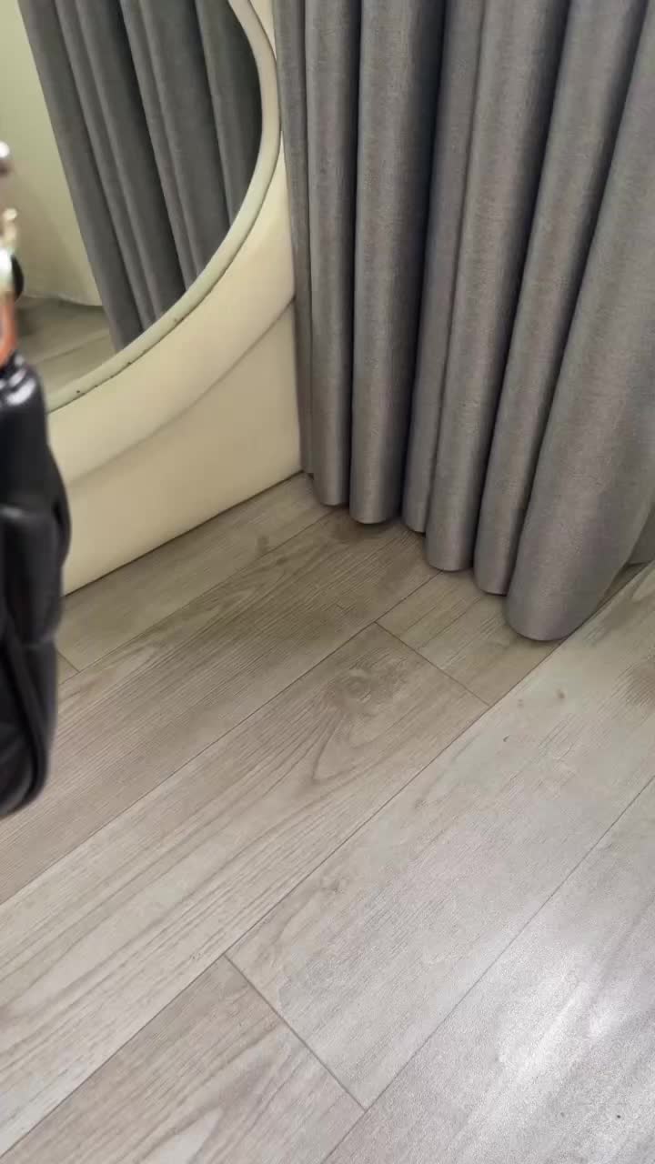 @Qu&aacute;ch T&uacute; T&uacute;i X&aacute;ch