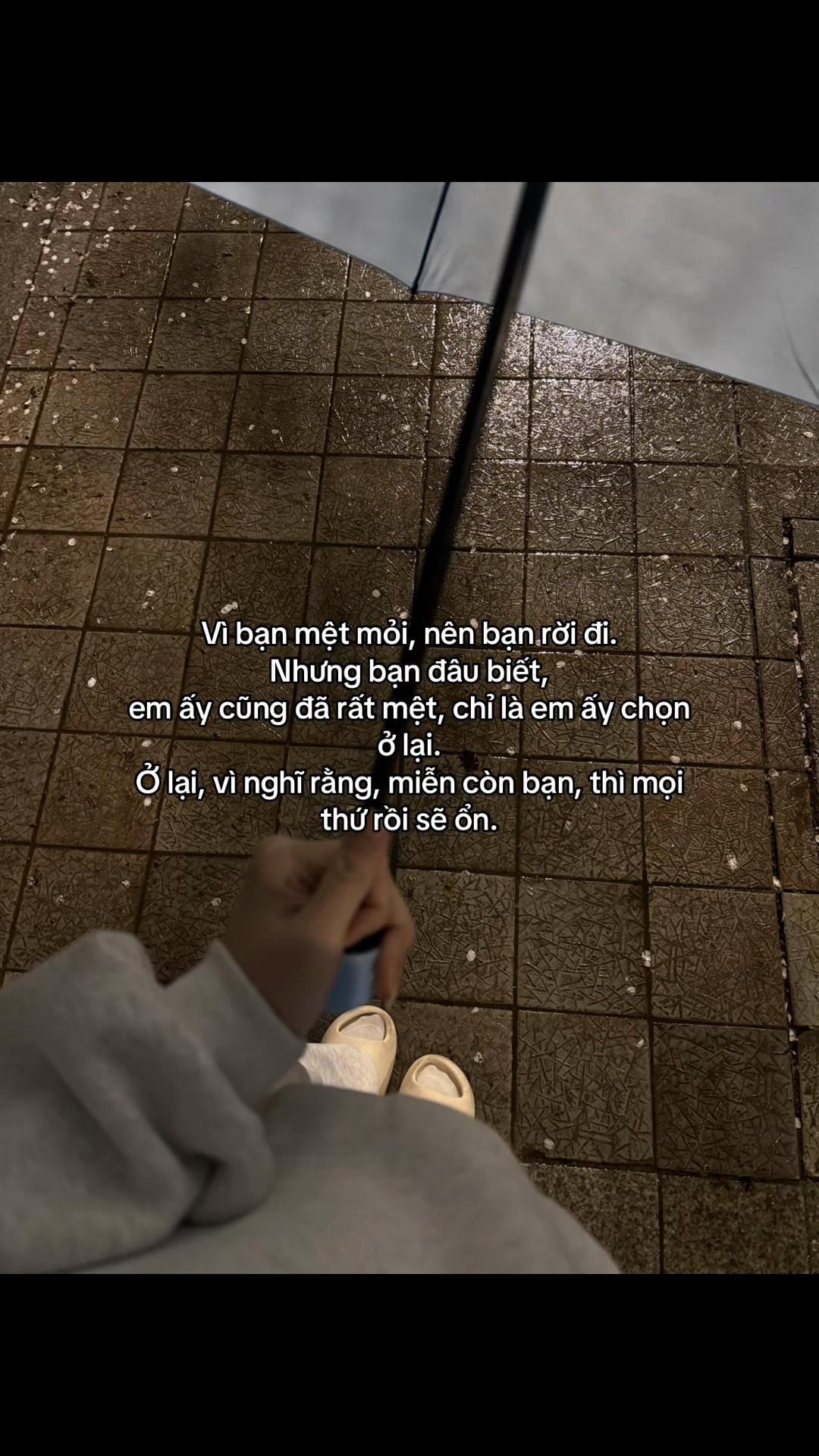 @Người đẹp khóc nhè ྀི