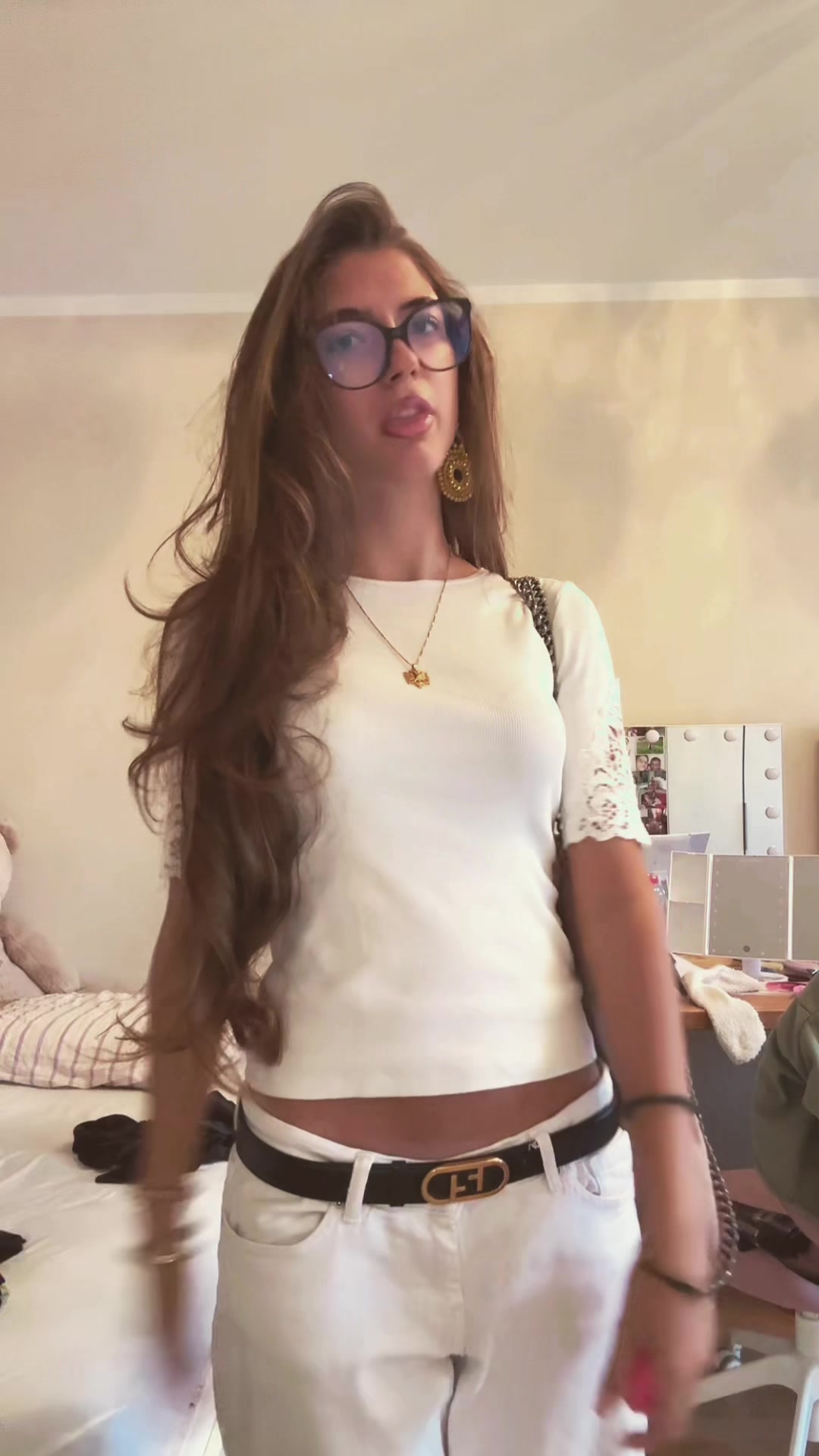 @A L E