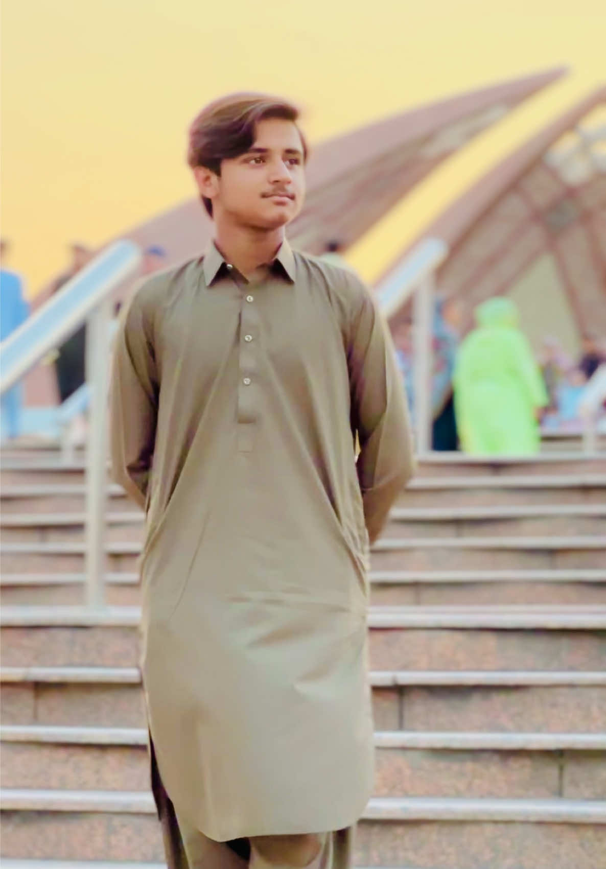 @🥀سردارملک شاویز کانجو🥰