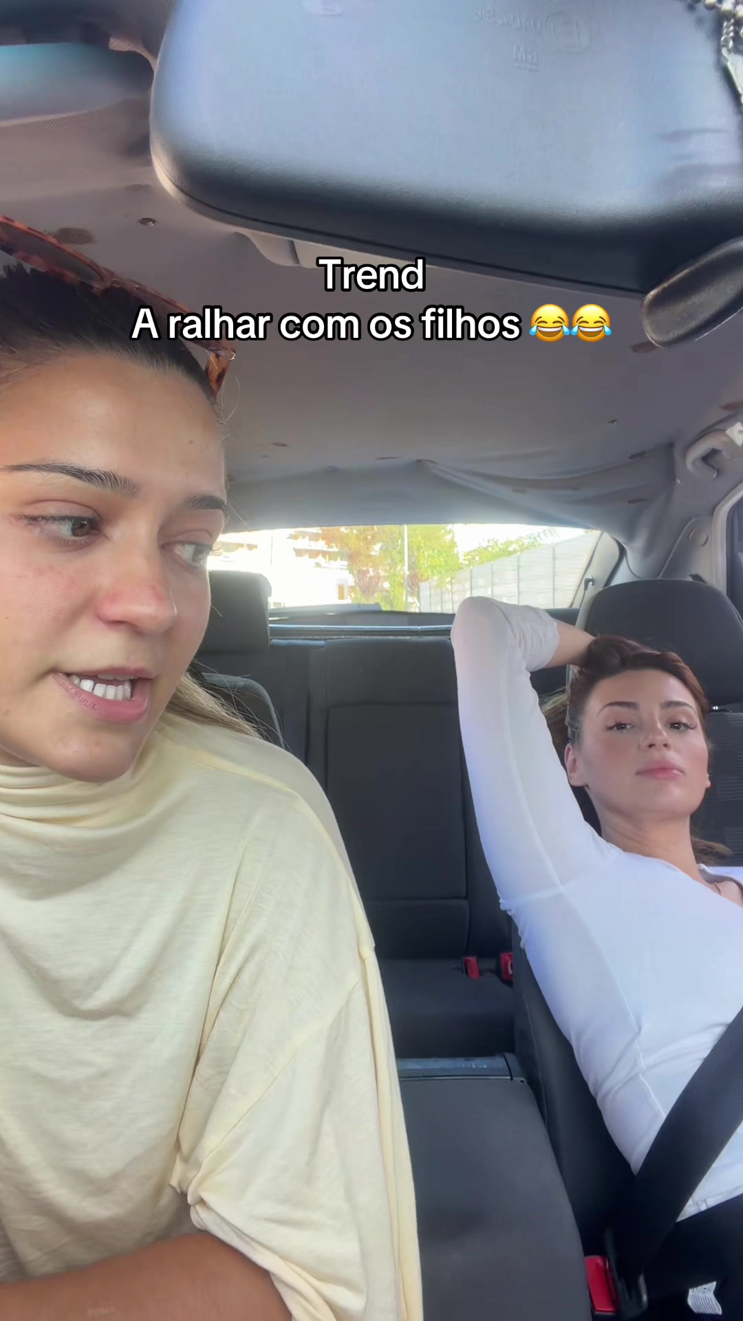 @cadiasousaa