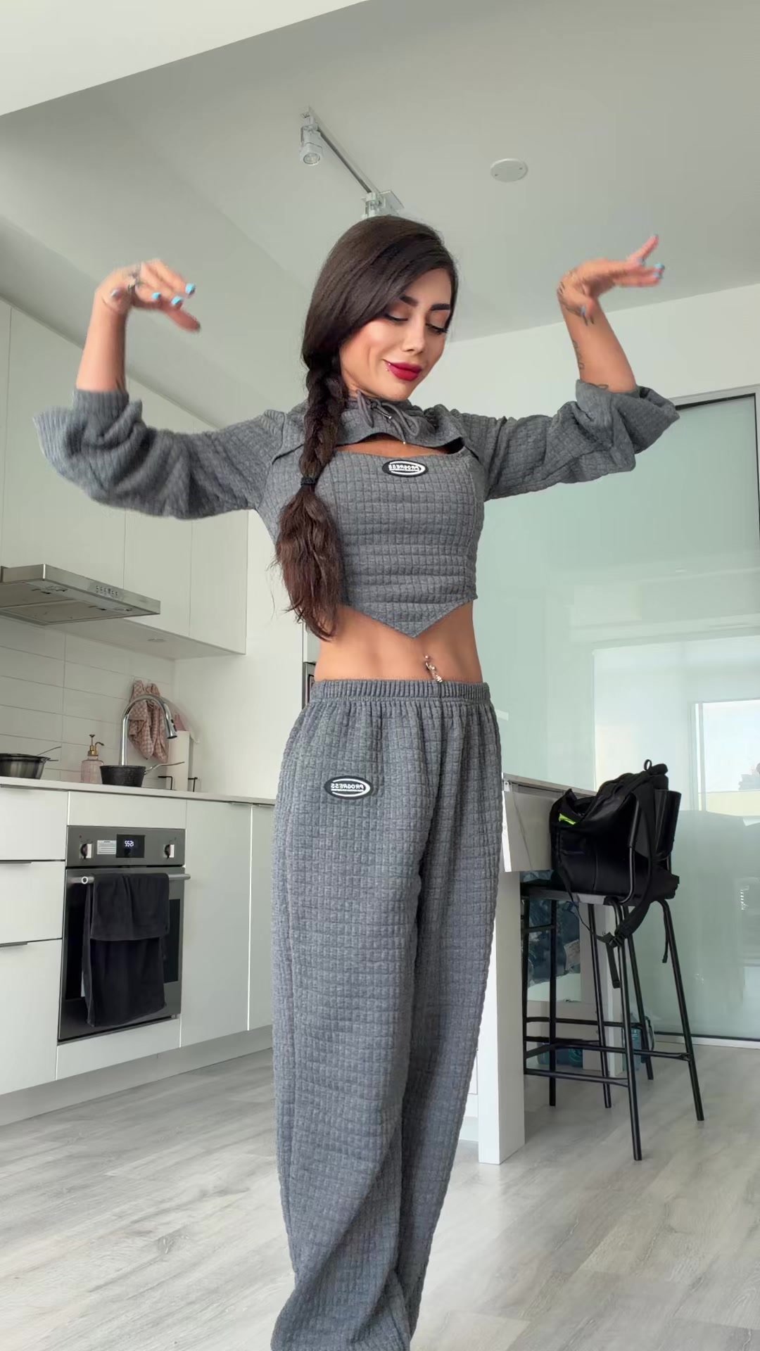 @elnazzz.qasemi
