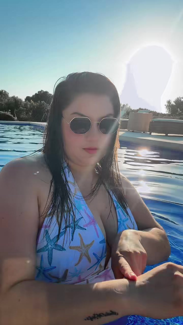 @Lari Acosta