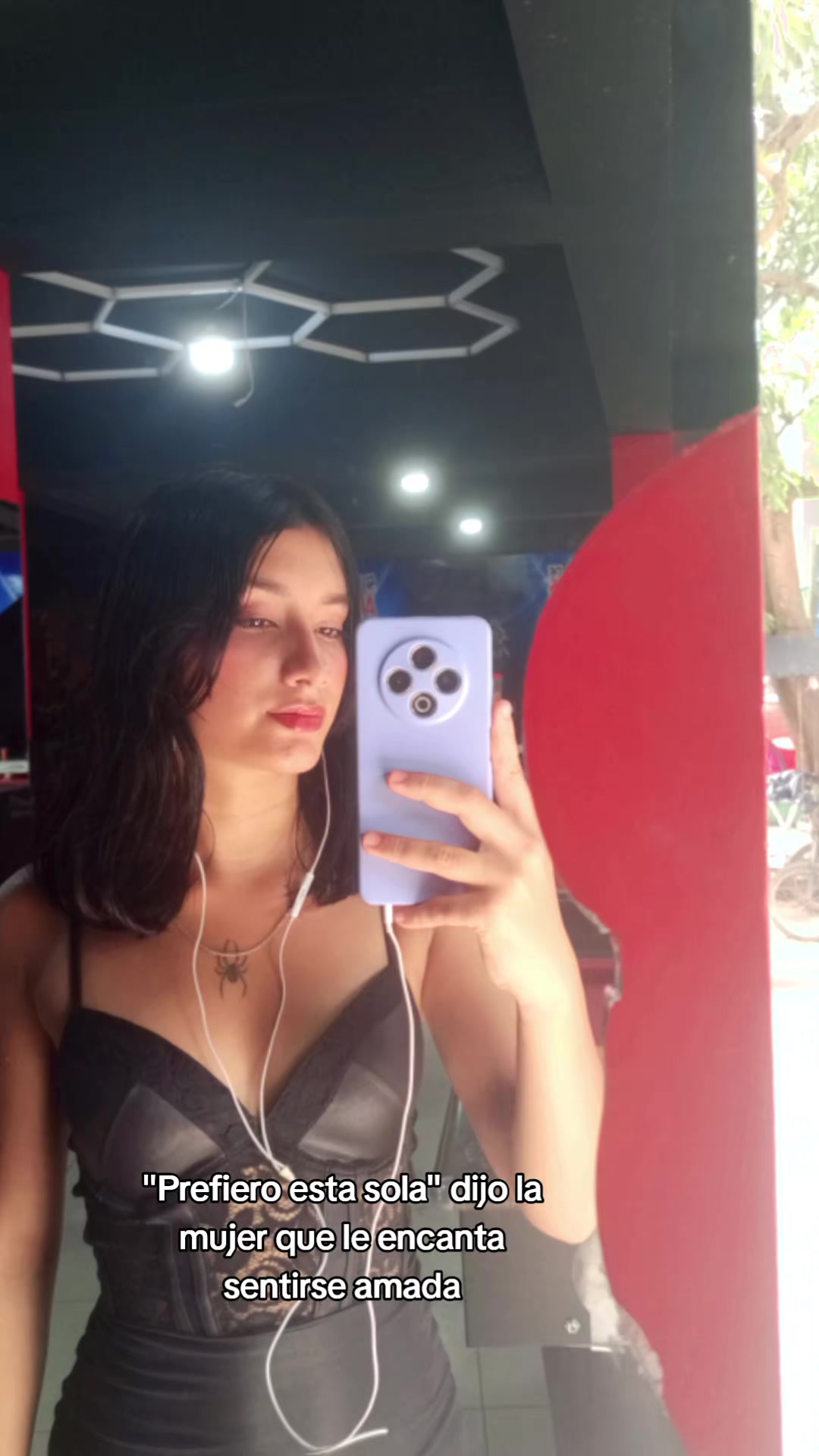 @Yilena🕷️www