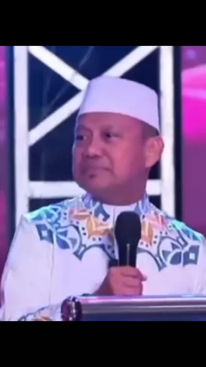 @AdeIkah