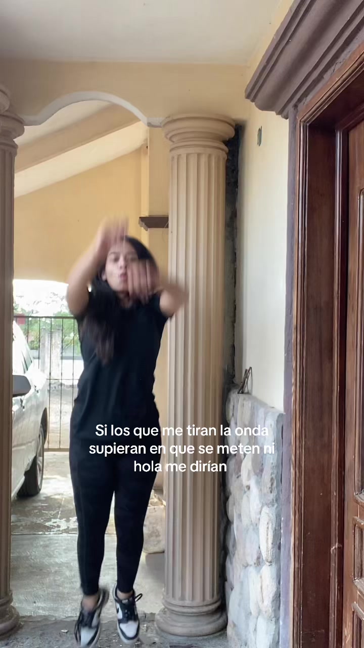 @Alexa Santellano