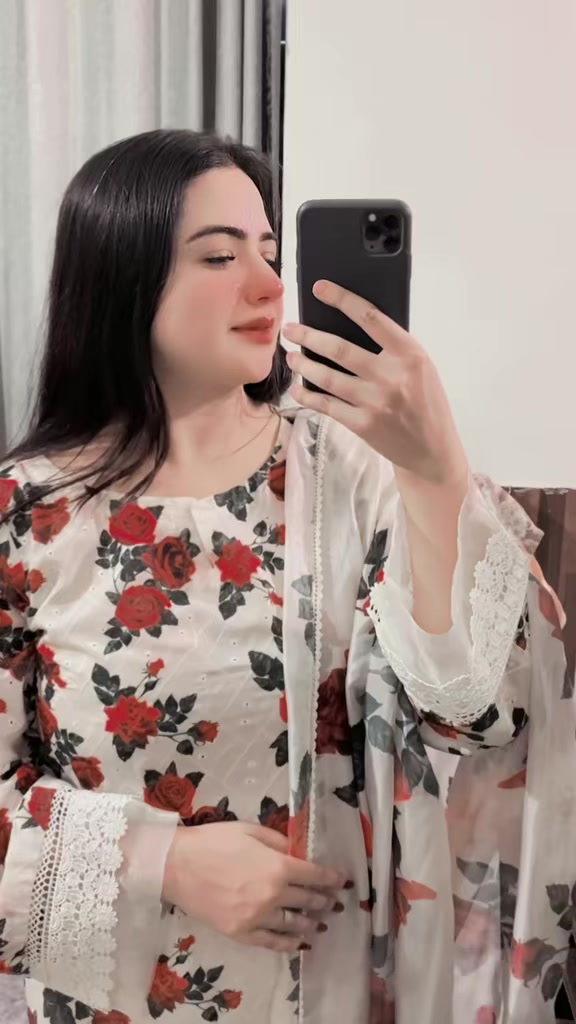 @Mahimalik🦋