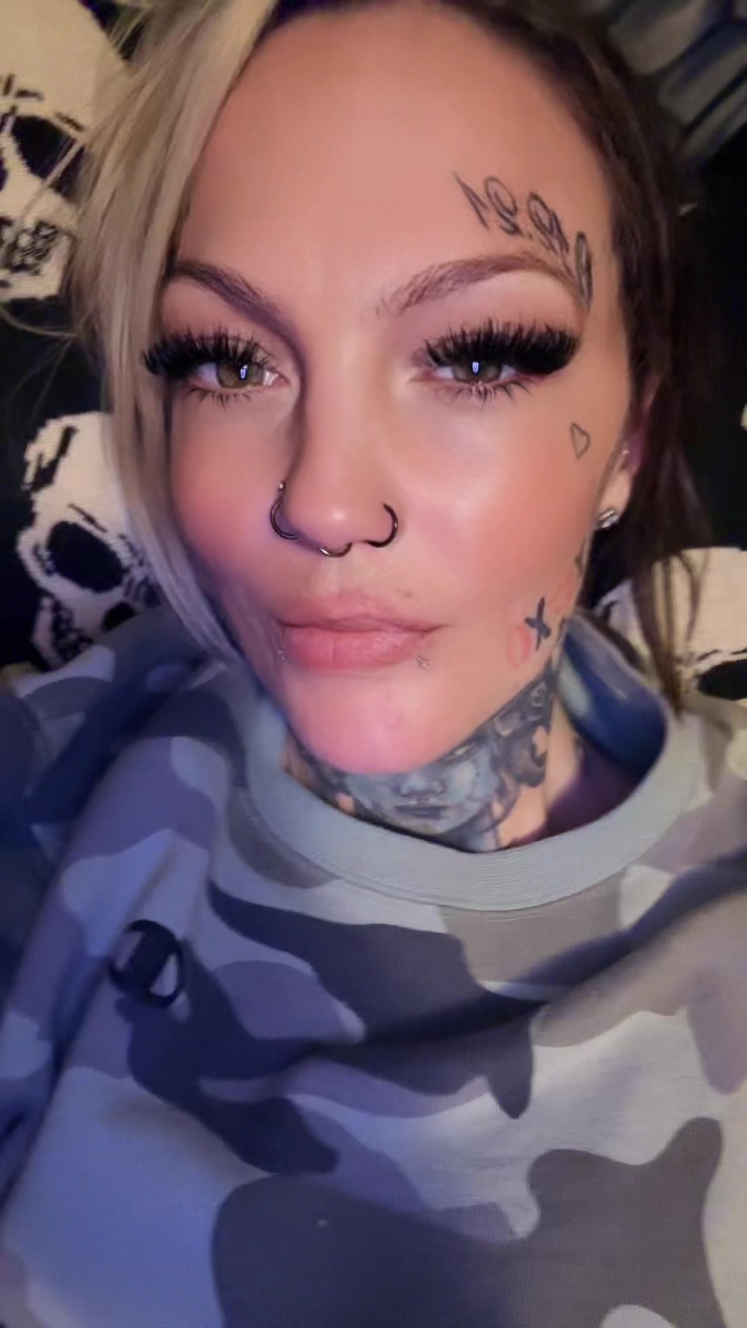 @CupcakeZ🧁