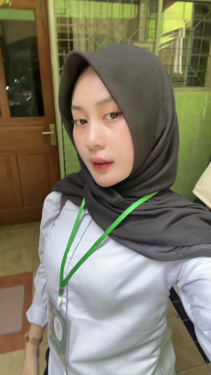 @عالية