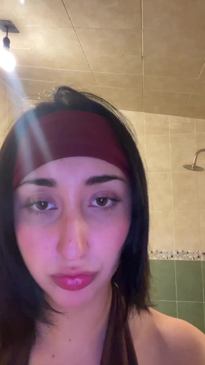 @rexxxona