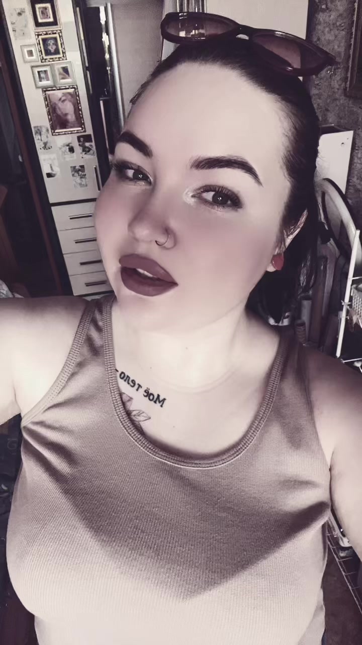 @adelka_gai