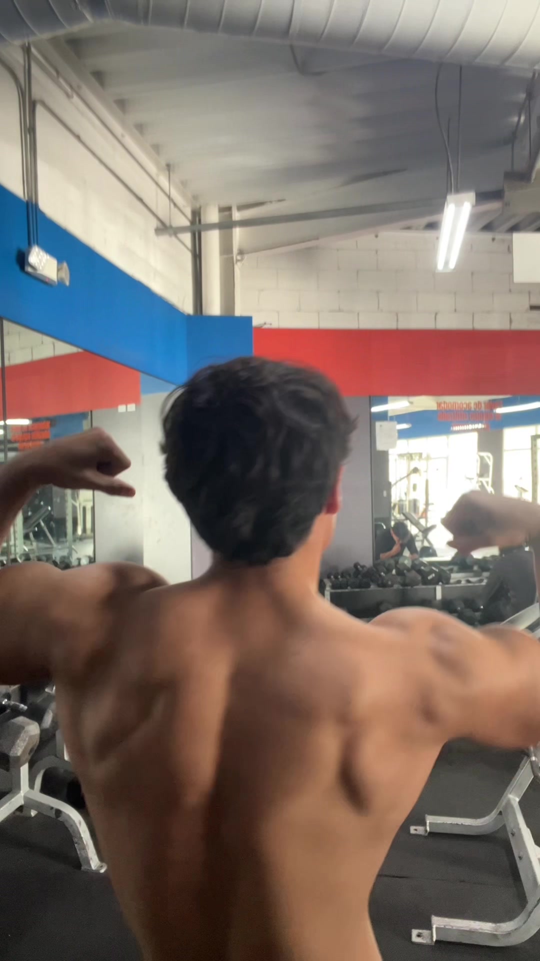 @Álvaro