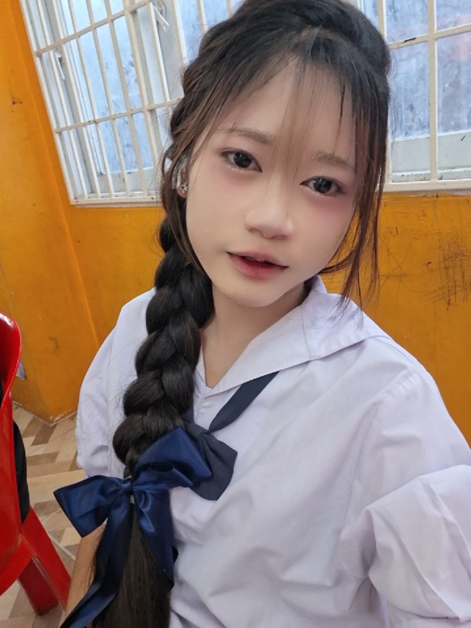 @: นิดกมน.🐉